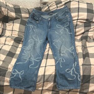 Blue Denim Women's Jeans with Bow Print